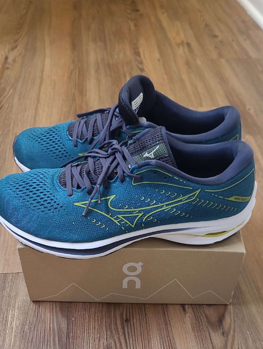 Mizuno women's Teal and Navy Running Shoes with Lime Accents